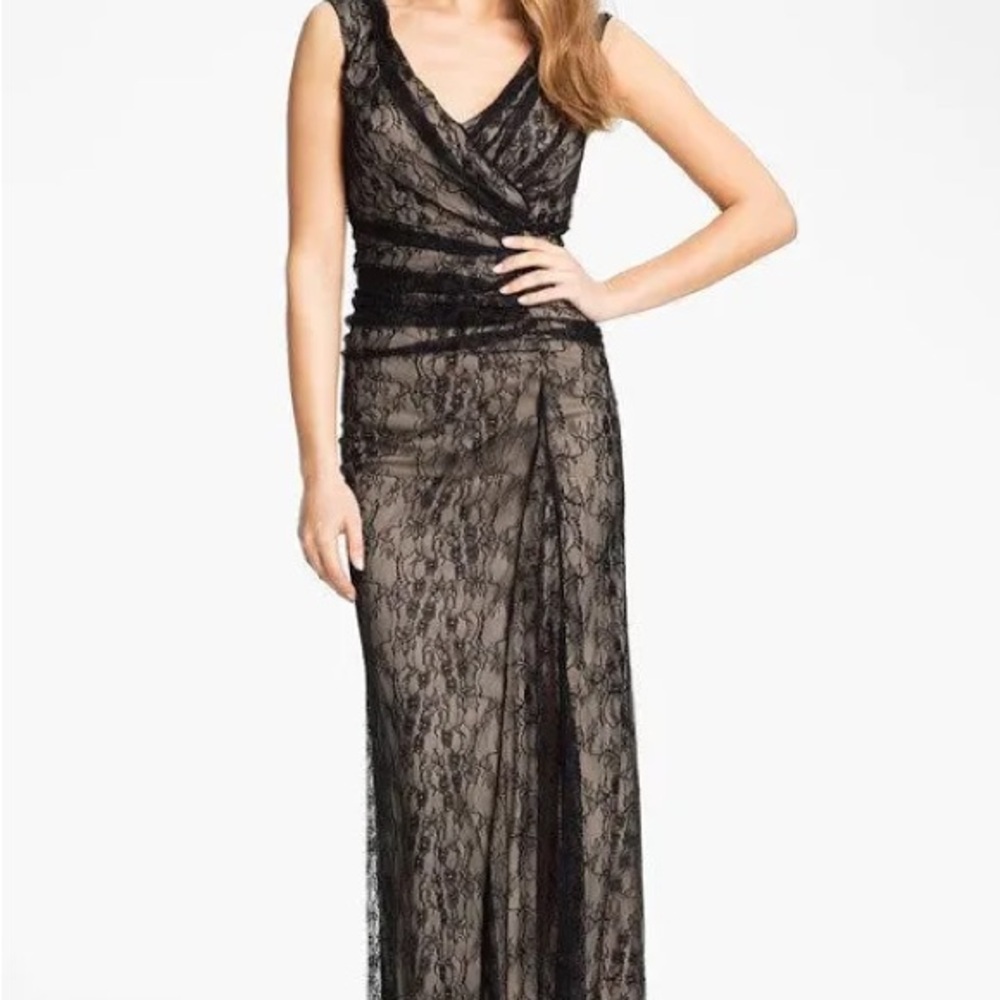 Elegant Black Lace Evening Gown